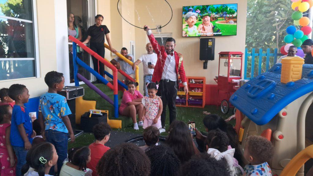 Imagen relacionada con Yao Bávaro inaugura su nueva área infantil y lanza un menú especial para niños