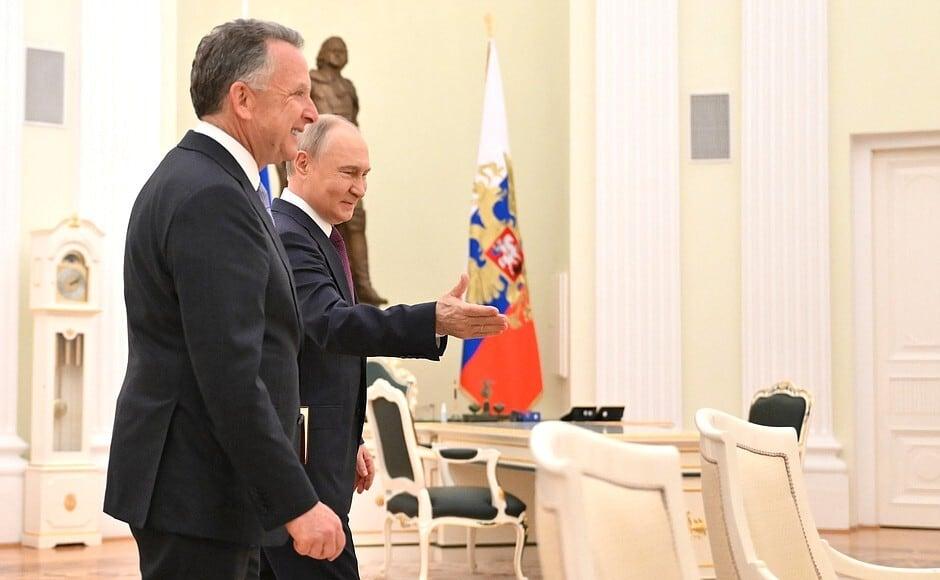 donald-trump-se-plantea-una-reunion-con-putin-“muy-pronto”-para-poner-fin-a-la-guerra