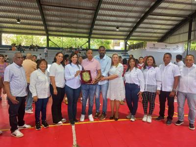 los-mina-gana-en-inicio-del-1er-torneo-de-baloncesto-femenino-de-sd