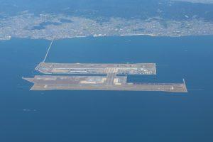 la-increible-historia-del-aeropuerto-japones-de-kansai:-fue-construido-en-una-isla-artificial-y-lleva-anos-hundiendose
