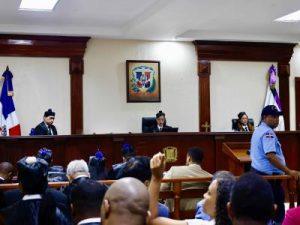 dictan-10-y-seis-anos-de-prision-a-acusados-de-borrar-antecedentes