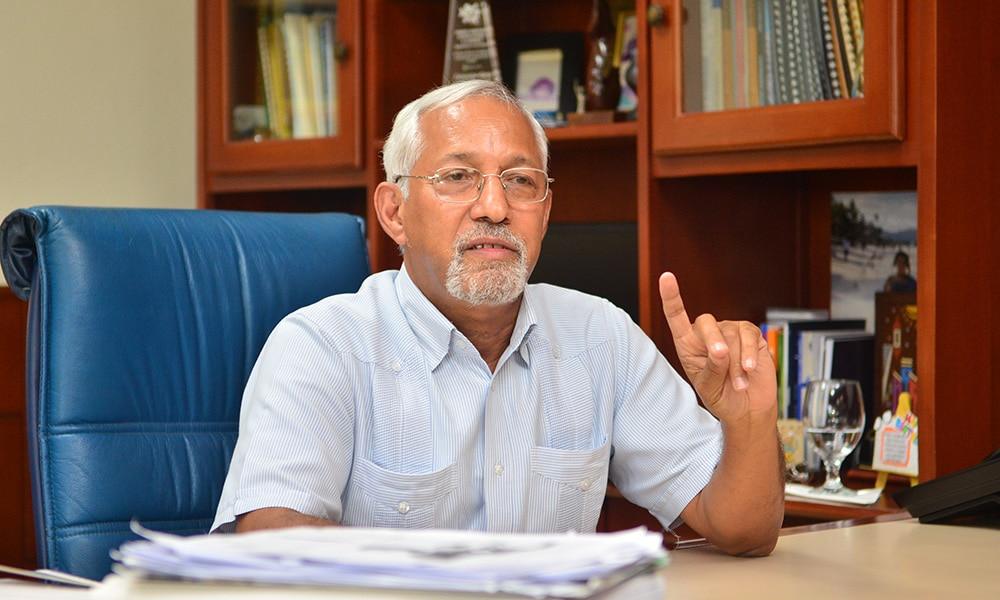 angel-hernandez-revela-entrego-a-abinader,-pepca-y-digeig-informes-de-investigaciones-en-minerd-en-su-gestion