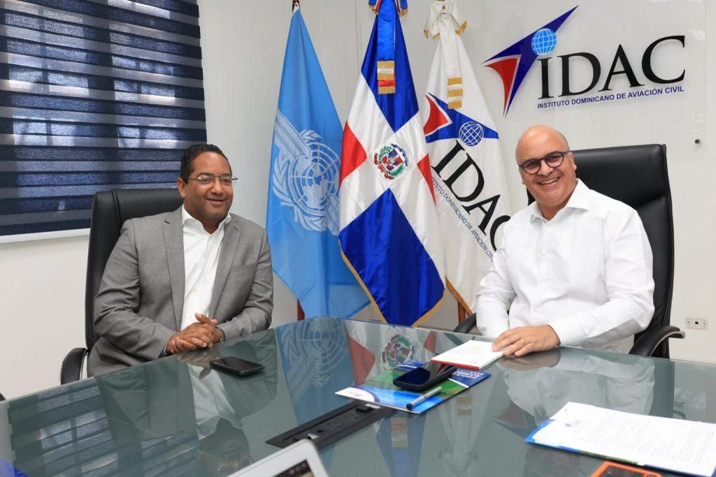 idac-y-conadis-promueven-la-inclusion-de-personas-con-discapacidad-en-la-aviacion-civil