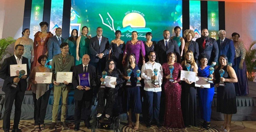 adompretur-reconoce-lo-mejor-del-periodismo-turistico-en-edicion-del-pel-2025