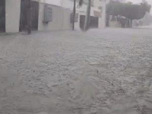 lluvias-de-la-tarde-de-este-jueves-inundan-santiago