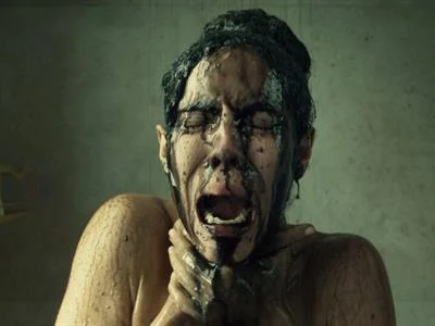 “bano-de-mujeres”-domina-el-terror-y-suspenso-en-los-estrenos
