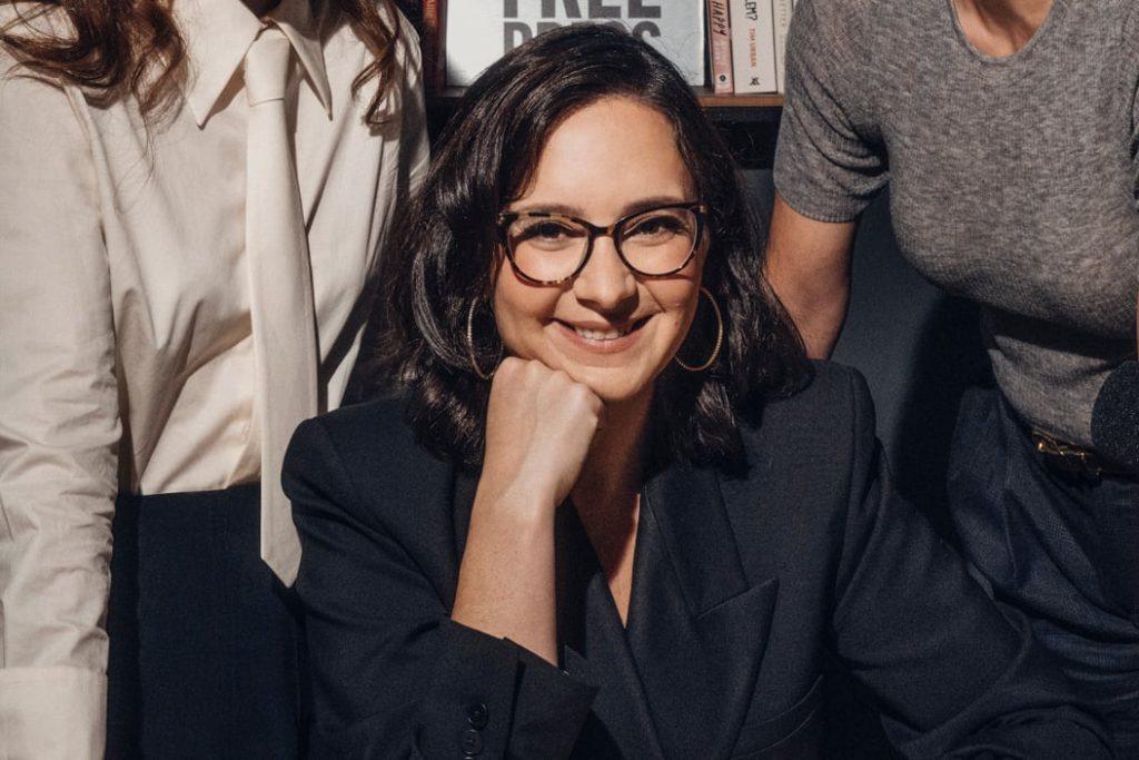 el-fichaje-de-la-periodista-‘anti-woke’-bari-weiss-en-cbs-confirma-la-derechizacion-de-los-medios-tradicionales-en-manos-de-aliados-de-trump