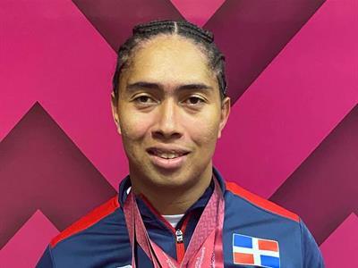 yudelina-mejia-gana-oro-en-el-mundial-de-halterofilia