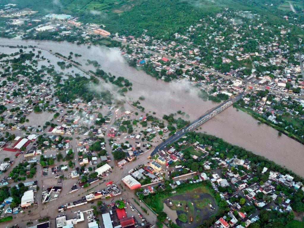 mexico-se-inunda:-las-lluvias-dejan-41-personas-muertas-y-emergencia-en-varios-estados