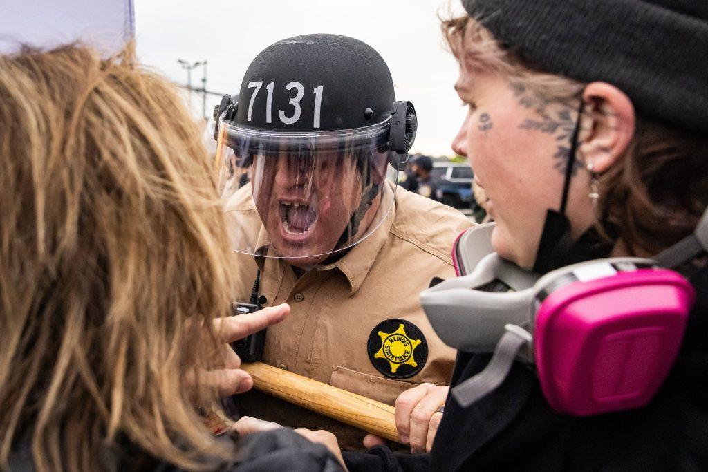 el-pulso-entre-trump-y-las-ciudades-democratas-llega-al-tribunal-supremo-estadounidense