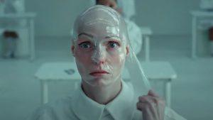 the-ordinary-lanza-«the-periodic-fable»-para-desenmascarar-el-marketing-de-belleza