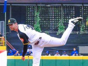 las-aguilas-detienen-el-invicto-del-licey-con-la-primera-blanqueada