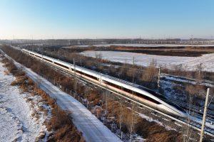 china-ha-dado-un-nuevo-paso-en-su-carrera-por-la-alta-velocidad.-el-cr450-acaba-de-firmar-un-nuevo-hito-en-sus-pruebas