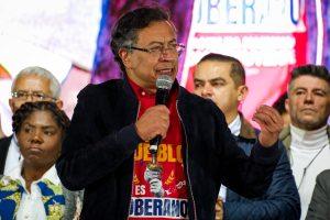 petro:-“estados-unidos-ha-decidido-escoger-como-su-aliado-en-colombia-a-la-mafia”