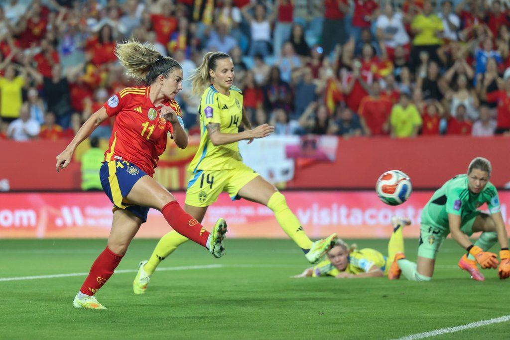 la-espana-de-sonia-bermudez-ya-roza-su-primera-final-tras-pasar-por-encima-de-suecia