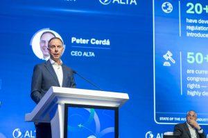 alta:-la-aviacion-latinoamericana,-motor-de-desarrollo-y-transformacion