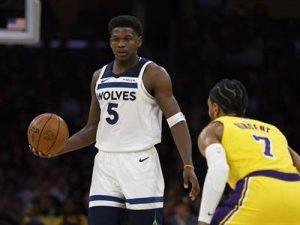 nba:-anthony-edwards-ser-pierde-dos-semanas-por-lesion-en-la-corva