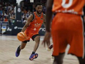 euroliga:-jean-montero-aporta-12-puntos-en-la-victoria-del-valencia