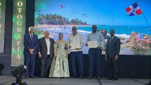 Imagen relacionada con Ángel Fernández recibe Mención Especial en el Premio Nacional de Periodismo Turístico Epifanio Lantigua 2025