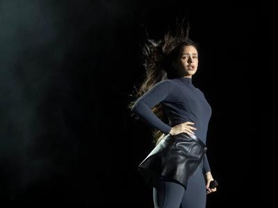 nuevo-album-lux-rosalia-explora-fe-y-luz-en-su-musica