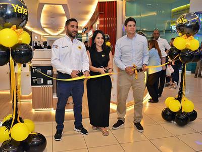 yale-inaugura-su-primera-tienda-en-el-caribe