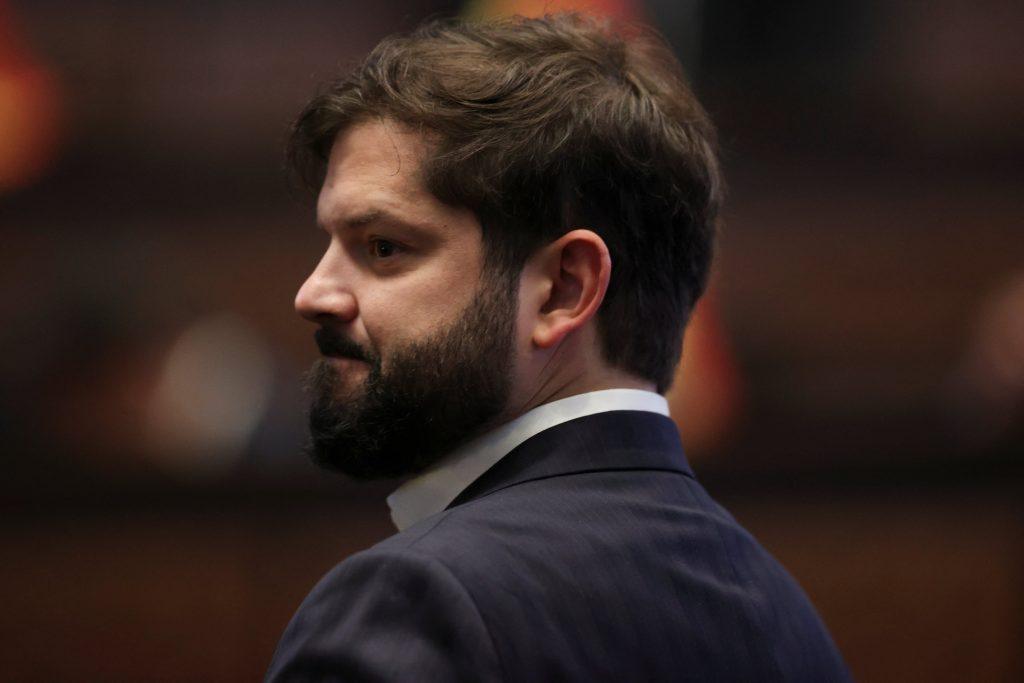 boric-saluda-friamente-a-milei-en-el-cambio-de-mando-de-bolivia