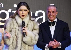 tailandia-congela-las-cuentas-de-anne-jakrajutatip,-socia-de-raul-rocha-cantu-en-miss-universo