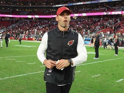 nfl:-jonathan-gannon-deja-ser-el-entrenador-en-jefe-de-arizona