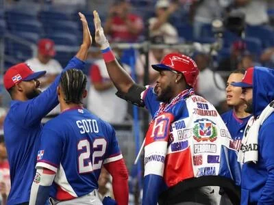 republica-dominicana-derrota-a-venezuela-en-juego-del-clasico-mundial