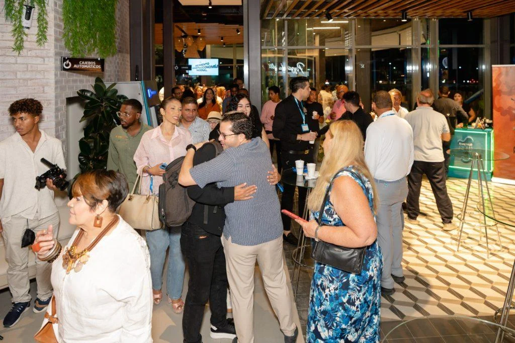 Imagen relacionada con Guía Empresarial RD impacta con exitoso “Cocktails & Connections” en Punta Cana