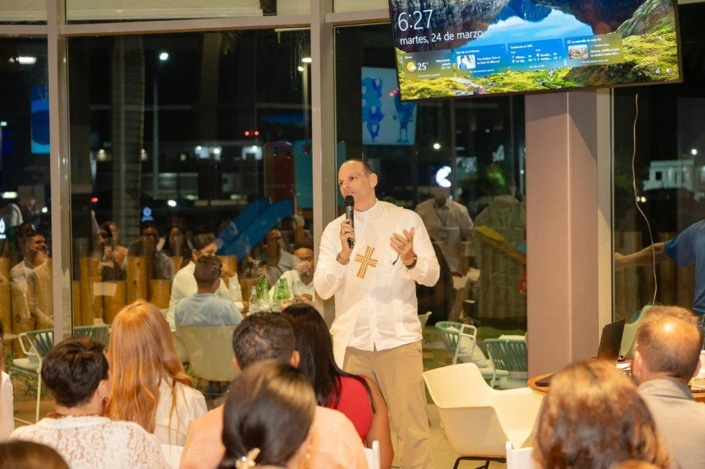 Imagen relacionada con Guía Empresarial RD impacta con exitoso “Cocktails & Connections” en Punta Cana
