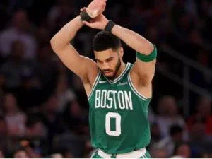 celtics-se-ponen-2-1-ante-76ers-liderados-por-tatum