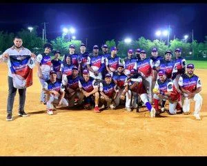 Imagen relacionada con Empresas turísticas apoyan el deporte en Verón-Punta Cana con donación de uniformes