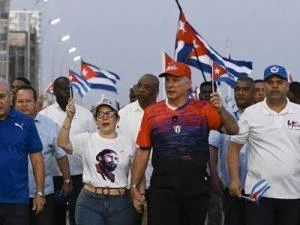 trump:-“eeuu.-tomara-el-control”-de-cuba-“casi-de-inmediato