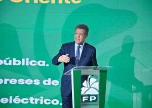 leonel-sobre-“crisis-en-rd”:-ha-sido-incubada-por-la-ineficiencia-e-improvisacion-del-gobierno