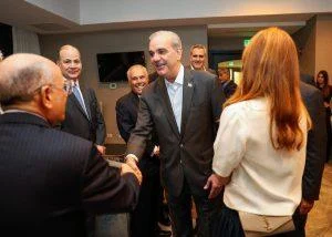abinader-sostiene-encuentro-con-lideres-empresariales-panamenos-para-ampliar-oportunidades-de-inversion
