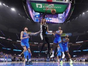 nba:-spurs-tumban-al-invicto-thunder-en-doble-prorroga