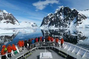el-numero-de-turistas-a-la-antartida-se-ha-disparado-1000%-en-30-anos.-hay-quien-cree-que-el-autentico-boom-aun-no-ha-llegado