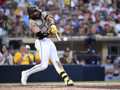 la-doble-batalla-que-fernando-tatis-jr.-va-perdiendo