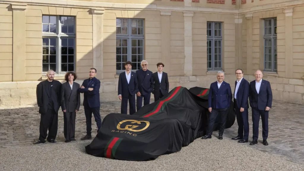 gucci-desfilara-por-la-gran-pasarela-de-la-formula-1-a-bordo-de-la-escuderia-alpine