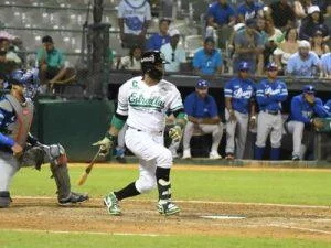 cano-dice-que-aun-no-firma-con-nadie,-y-que-quiere-jugar-en-rd