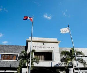 plan-“anti-crisis”-del-gobierno-incluye-amnistia-fiscal,-eliminacion-del-anticipo-y-eleva-deducciones-educativas