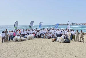 united-petroleum-refuerza-su-compromiso-ambiental-con-jornada-de-limpieza-costera