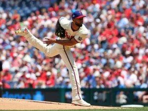 mlb:-sanchez-llega-a-una-primera-mitad-a-nivel-de-las-de-pedro