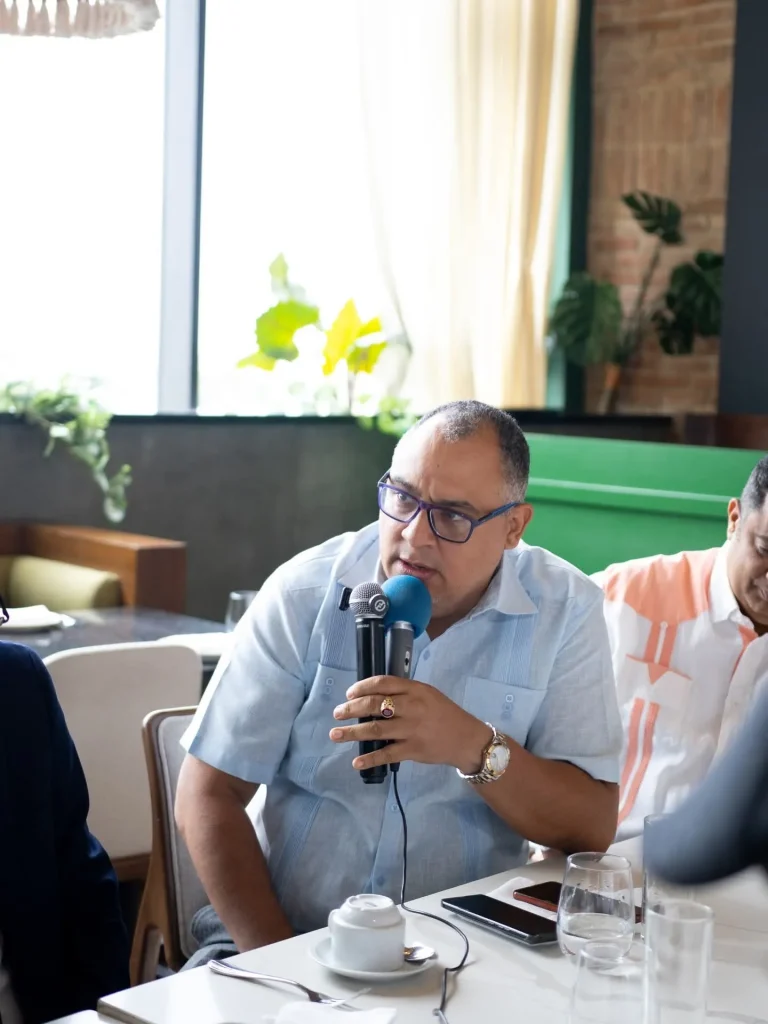 Imagen relacionada con Ángel Fernández recibirá reconocimiento en Nueva York por su trayectoria en la comunicación digital
